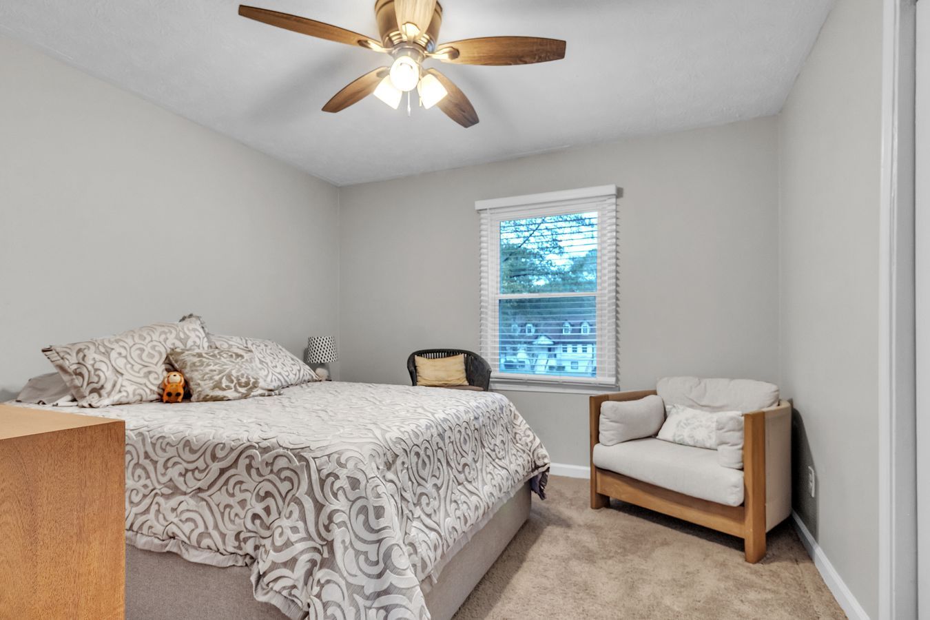 Staged bedroom photographed by GW Vizuals