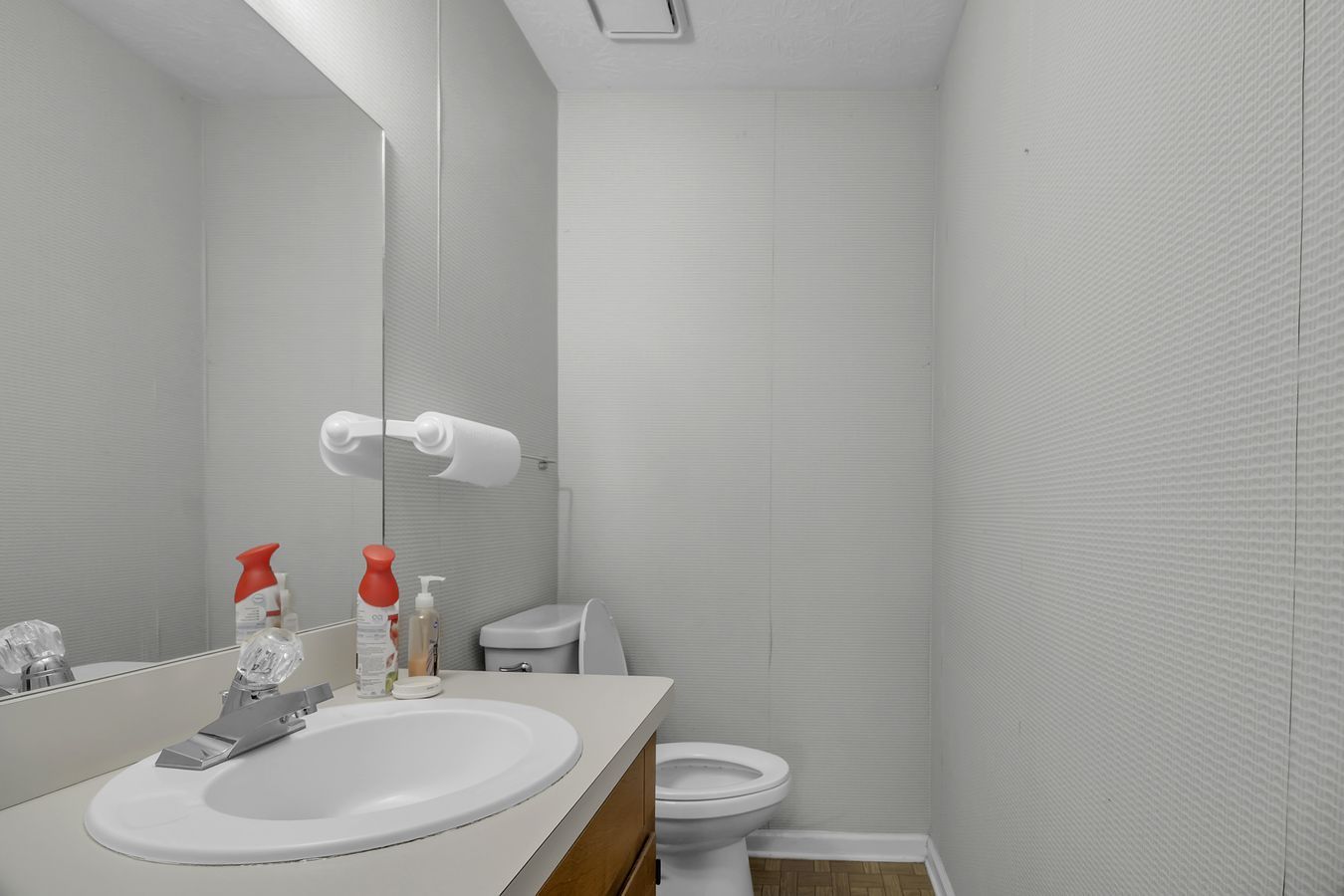 Real estate photo by GW Vizuals