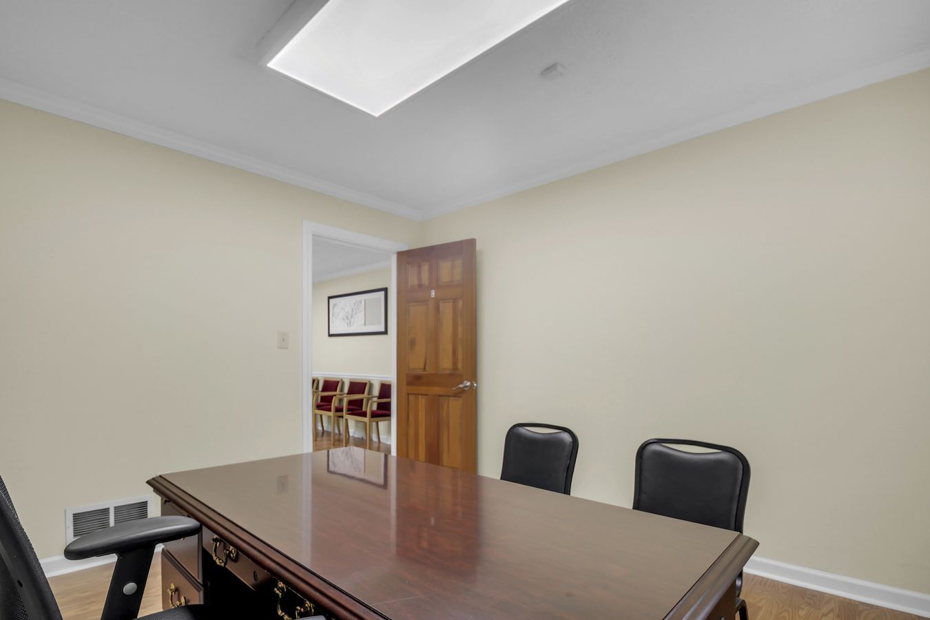 Real estate interior photo by GW Vizuals