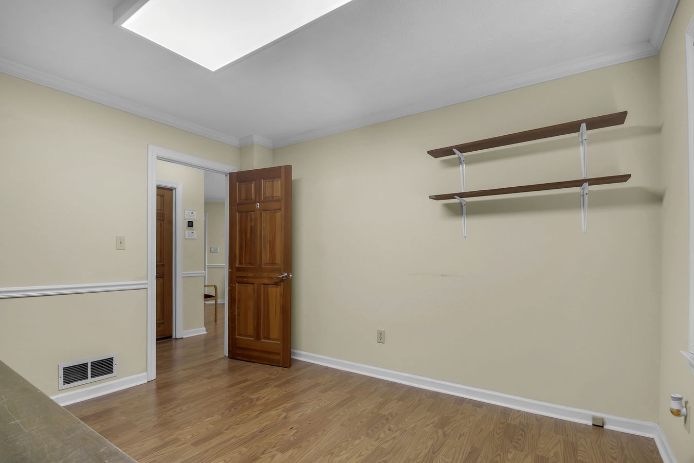 Real estate interior photo by GW Vizuals