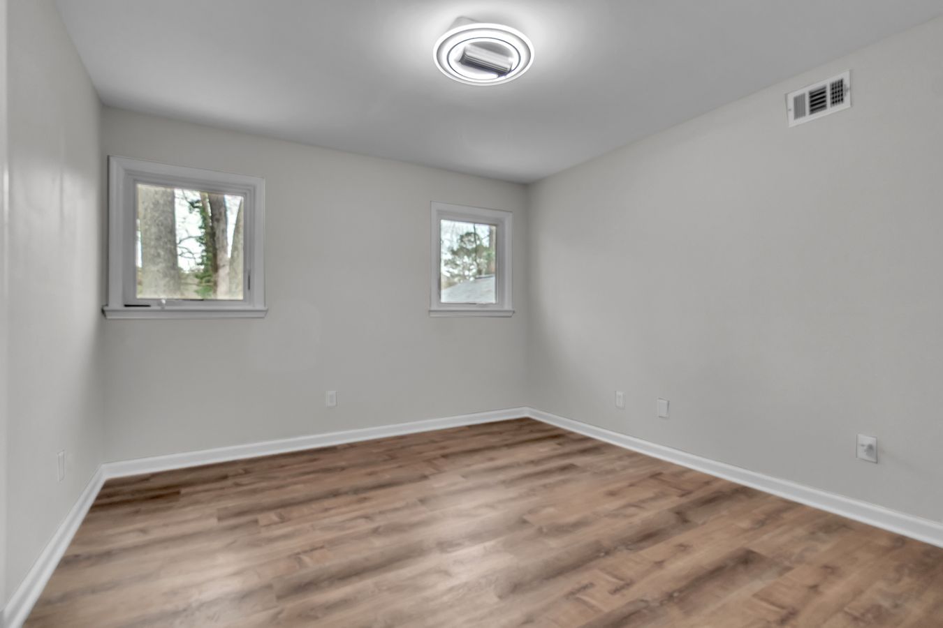Real estate interior photo by GW Vizuals
