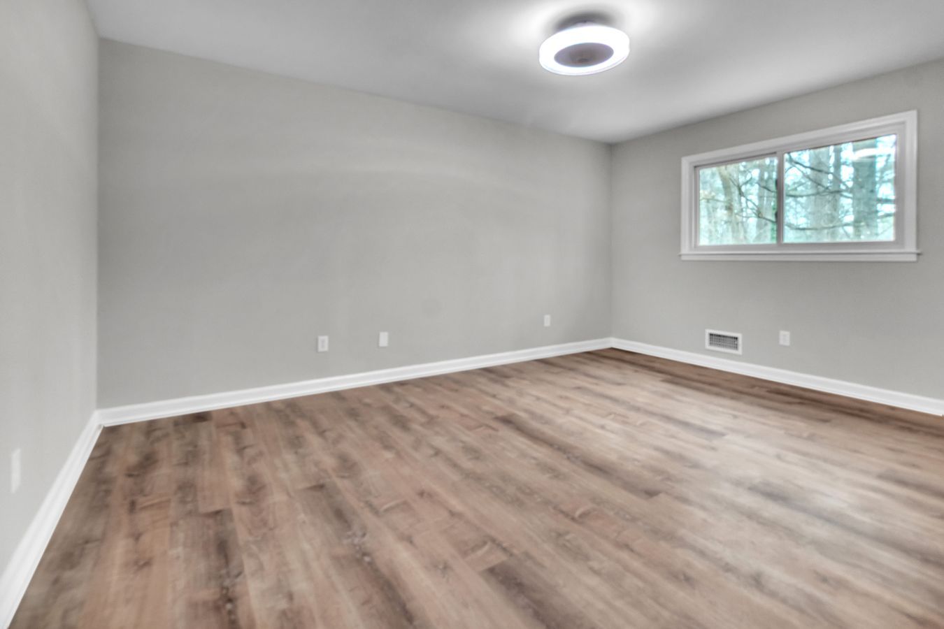 Real estate interior photo by GW Vizuals